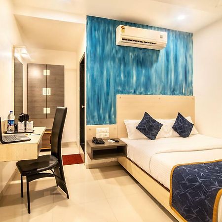 סוראט Hotel Sheetal Plaza מראה חיצוני תמונה